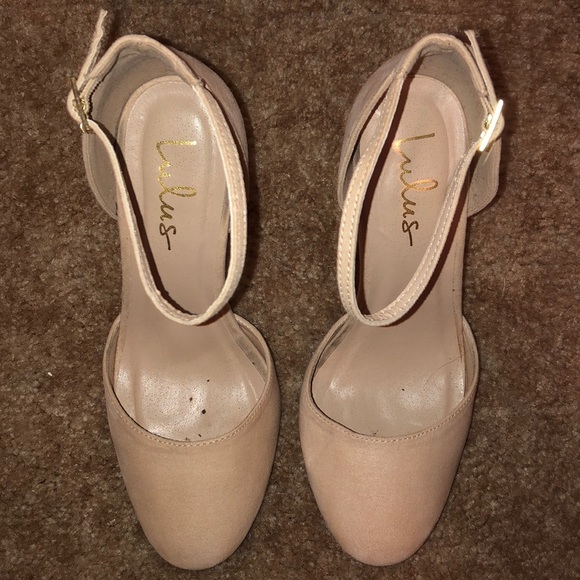 Lulus 4” blush pumps with a gold tone heel - Picture 2 of 4